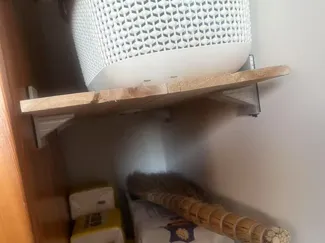 墙板托