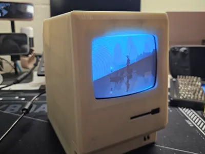 Mini macintosh with CRT and pi5