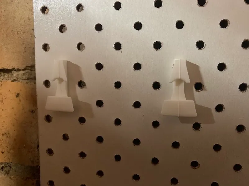Sy Pegboard clip remix - multiple sizes