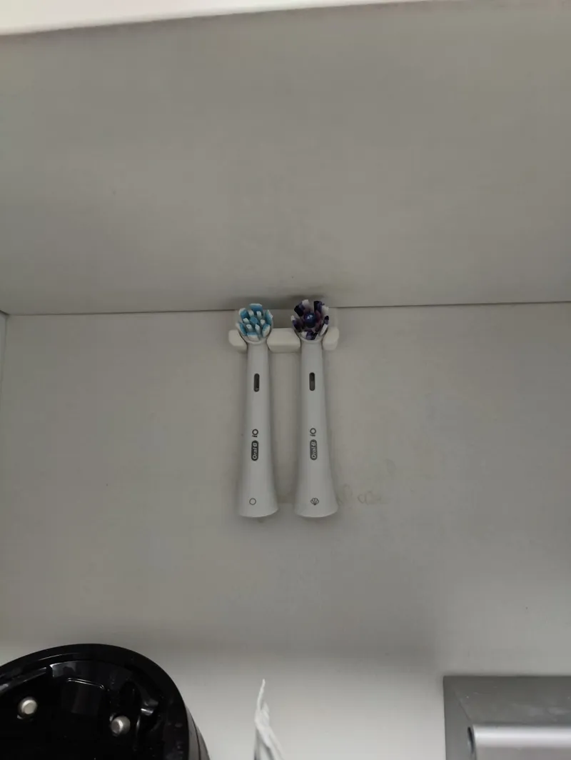 Oral-B Toothbrush Hang
