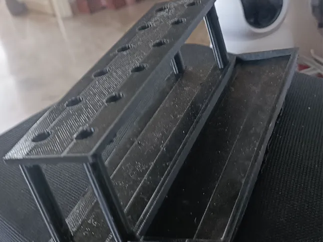 Porta attrezi con mensola porta minuteria 