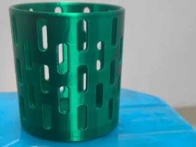 Pen holder