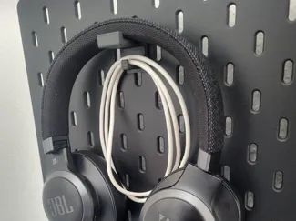 Ikea Skadis Kopfhörerhalter mit Kabelorganizer