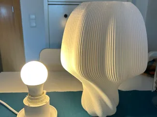 Fredolic Lamp