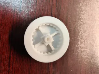可以多角度悬停的转轴