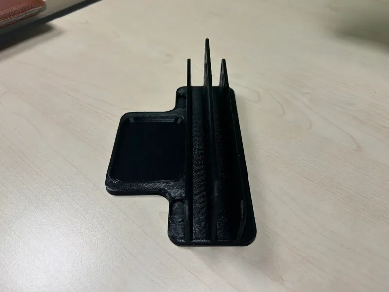 MacBook, iPad, Airpods stand