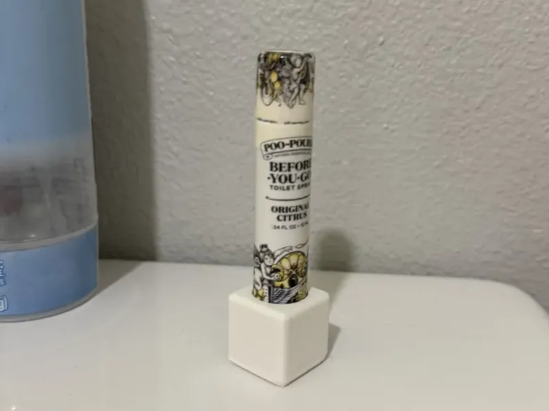 Poo Pouri Stand