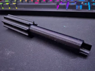 Revolver moon clip unloading tool