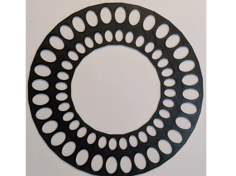 31 Days Circular Monthly Calendar Stencil