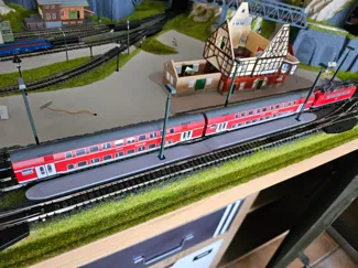 Bahnsteig Spur N / Platform Scale N
