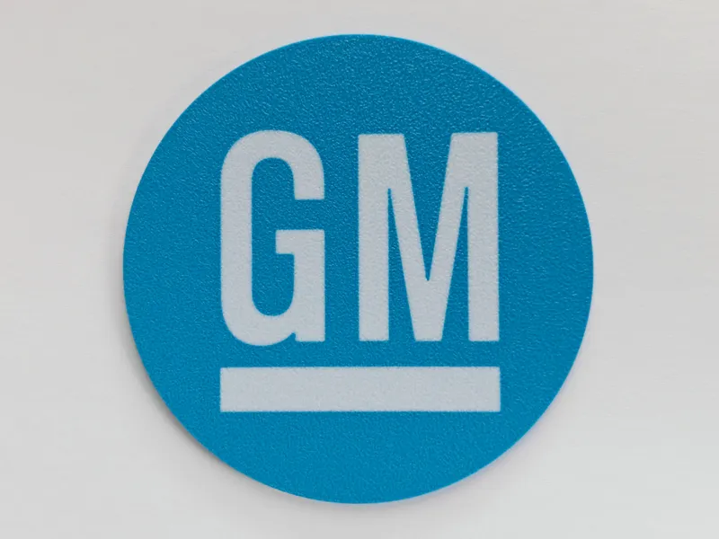 GM General Motors Coaster
