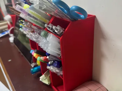 A highly versatile pen holder