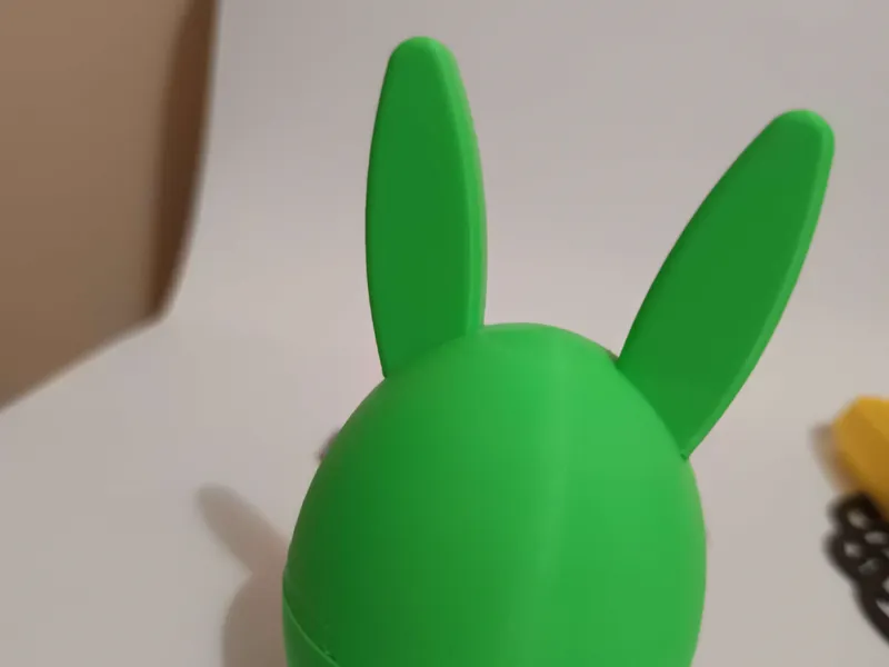Rabbit egg holder