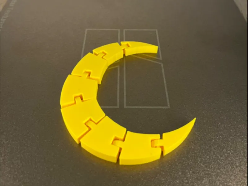 Flexi/Articulated Moon Keychain