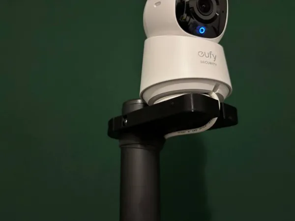 Support sur poteau pour caméra Eufy C220