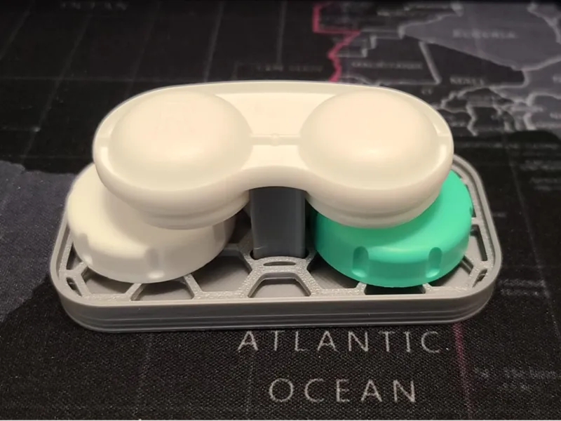 Contact case drying tray
