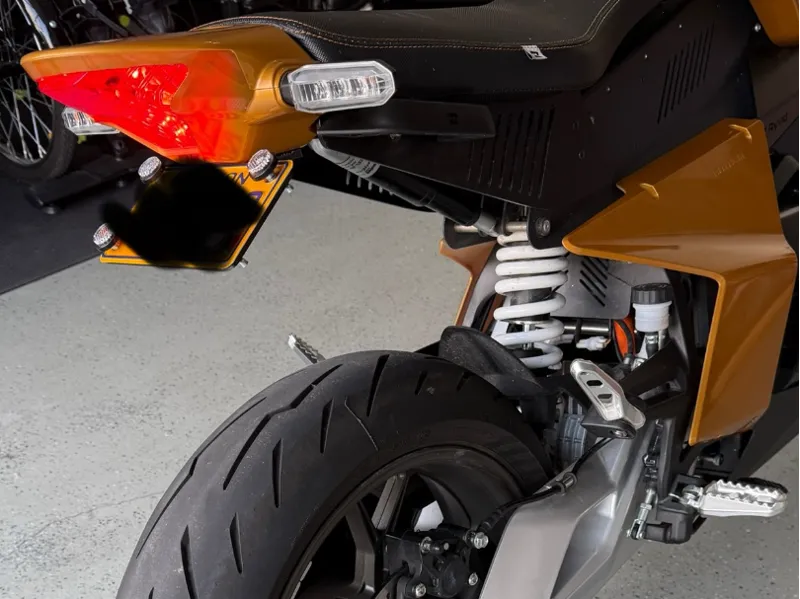 Ryvid Anthem - Fender Eliminator 
