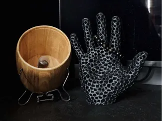Vonoroi hand