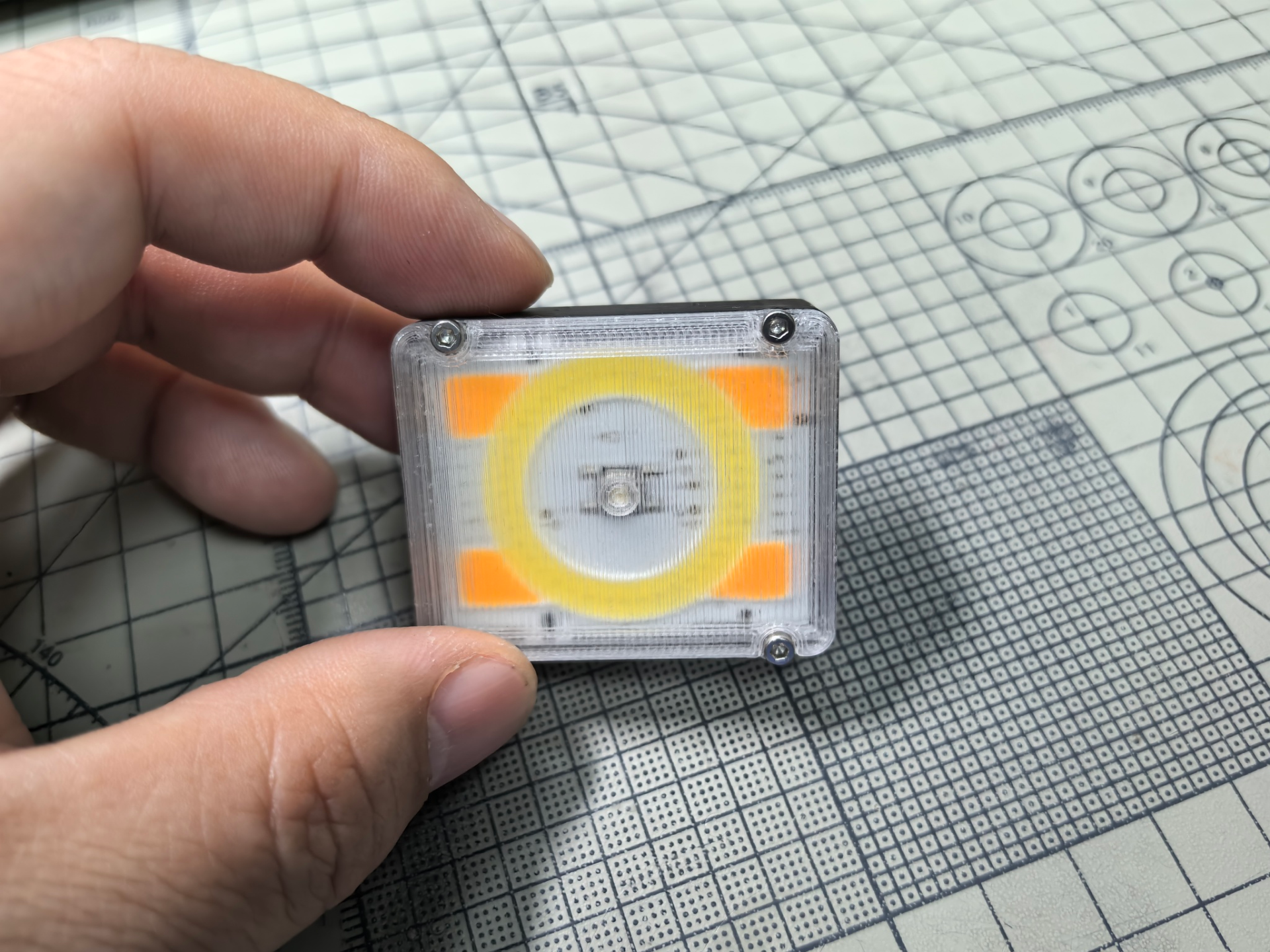 LED COB多功能照明灯，红蓝爆闪SOS 磁吸