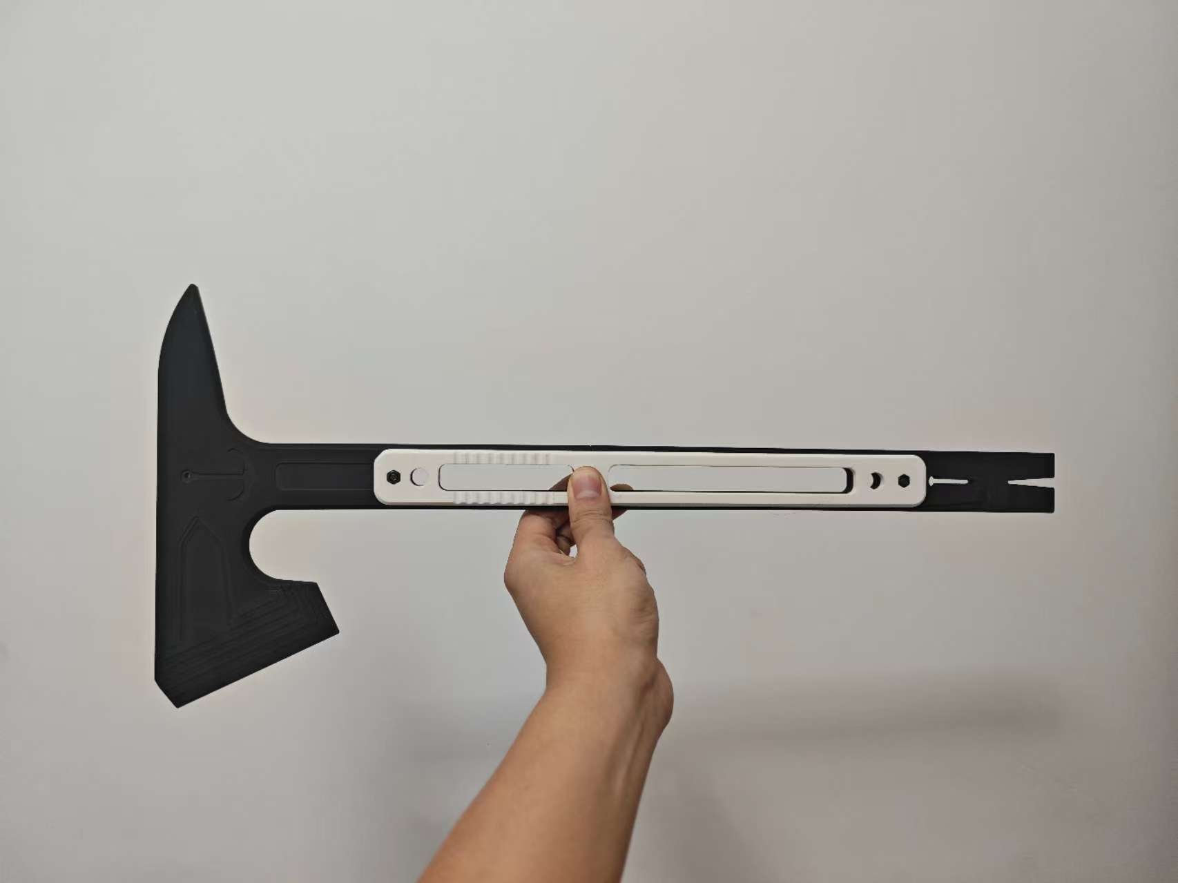 三角洲行动 黑海战术斧 来自 user_3738773532 MakerWorld：免费下载 3D 模型