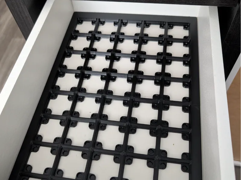 Gridfinity Baseplate for IKEA MICKE storage unit