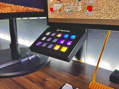 Stream Deck Vertical Monitor Mount