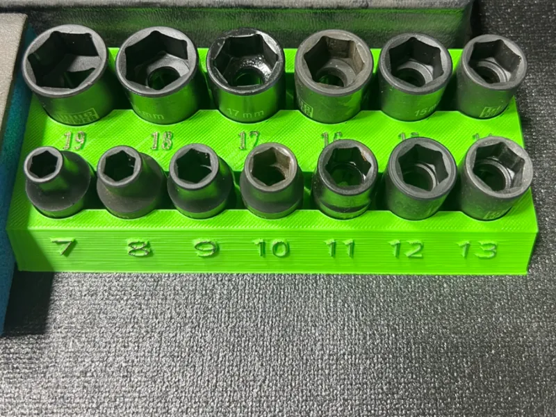 socket holder