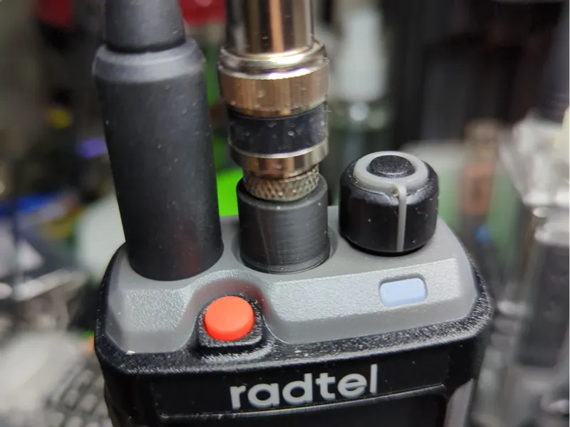 Radtel RT880 / iRadio RT88 SMA to BNC Collar