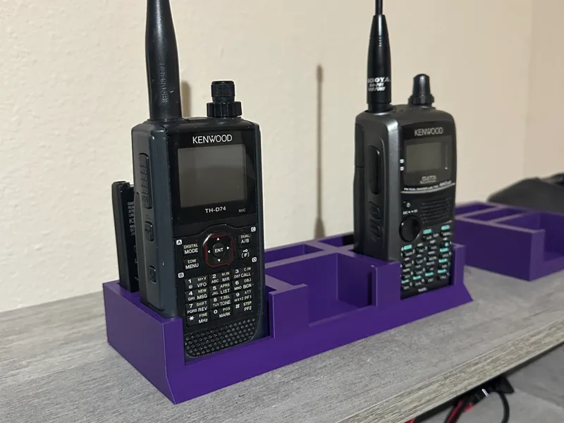 Kenwood D74 / D75 + D72 Stand 