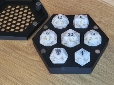 Wyrmwood Dicepalooza Gyroid Dice Case