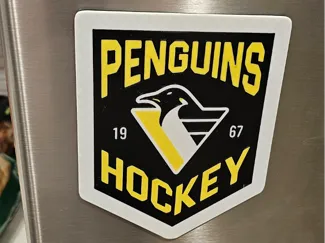 Pittsburgh Penguins Giant Size Magnet