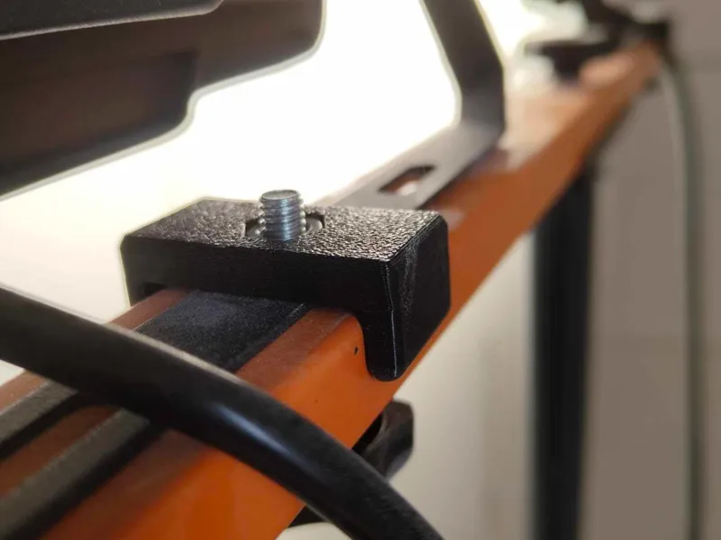 Tripod work led lamp mount helper