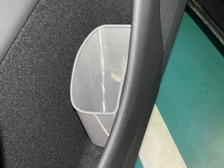 2025 Tesla Model Y 焕新 左门 储物盒 垃圾筒
