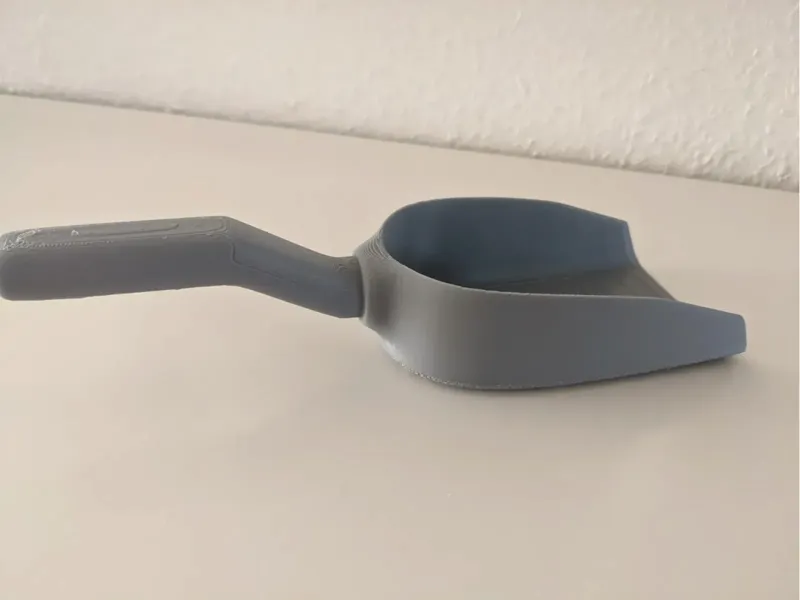 Garden shovel