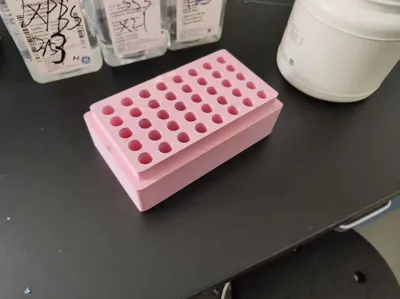Small test tube rack with lid, laboratory test tube box