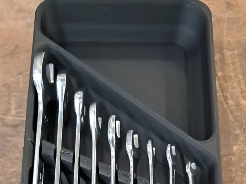 Wrench organizer for tool cart (VERSION 2)