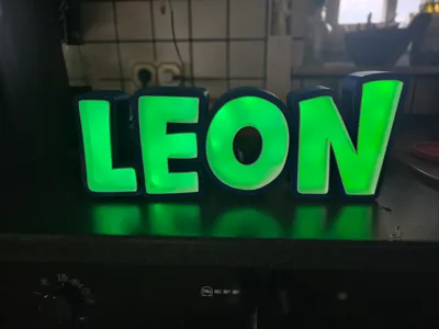 Name lamp Leon