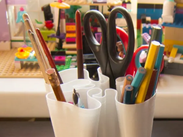 pen vase