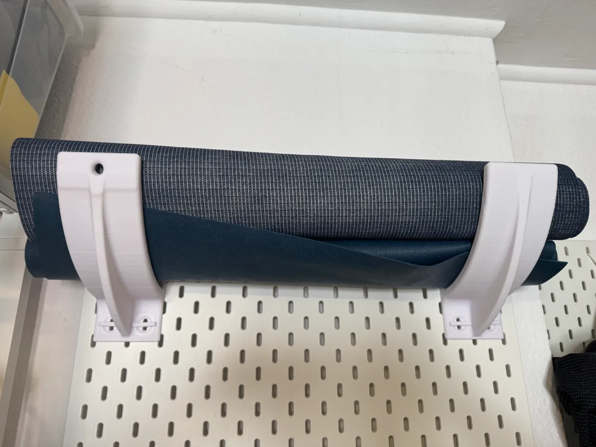 Support tubes et tapis de yoga pour panneau Skadis
