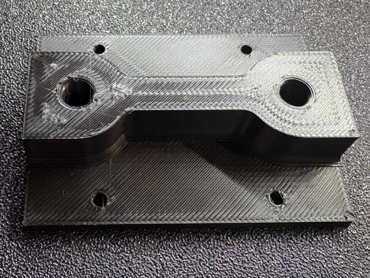Support de carrosserie pour châssis RC crawler