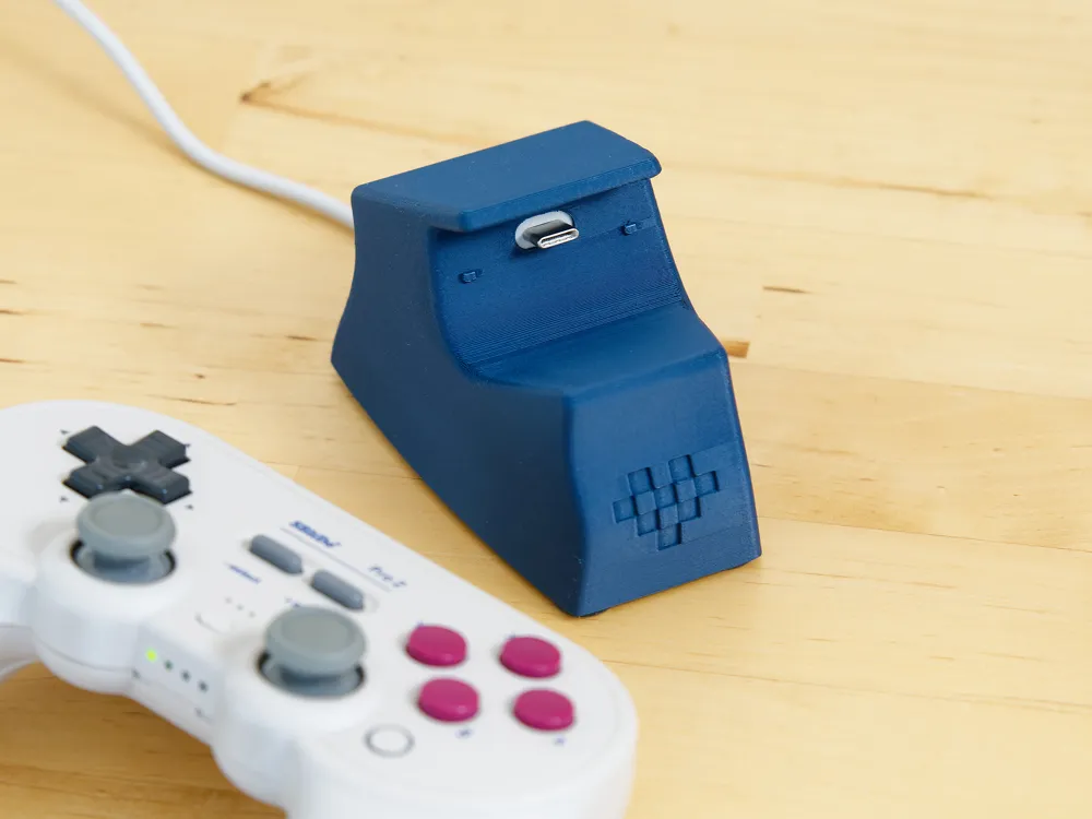 8BitDo Pro 2 stand by Martin_auMakerWorld: Download Free 3D Models