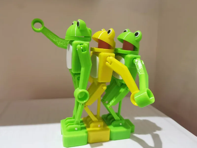 下跪的青蛙Kneeling frog