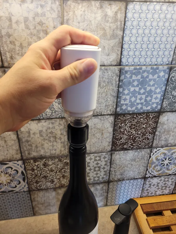 Vacu Vin MEGA Electric Pump Adapter