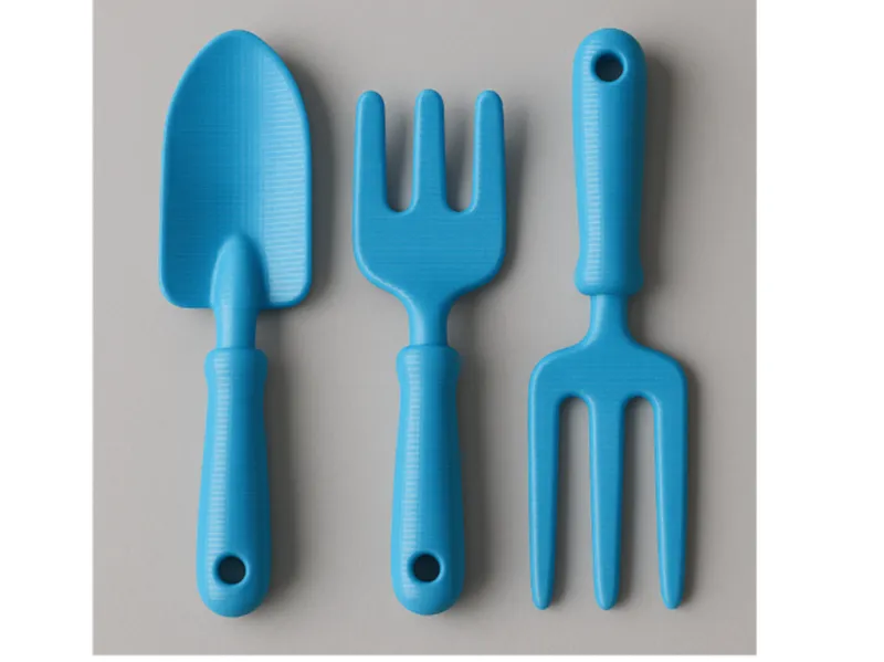 simple gardening tools