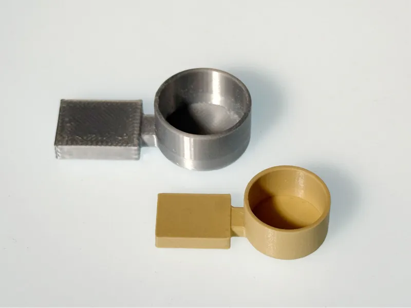 Spoon with rectangular handle
