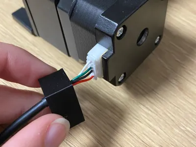 Cable fixing for xTool RA2 Pro