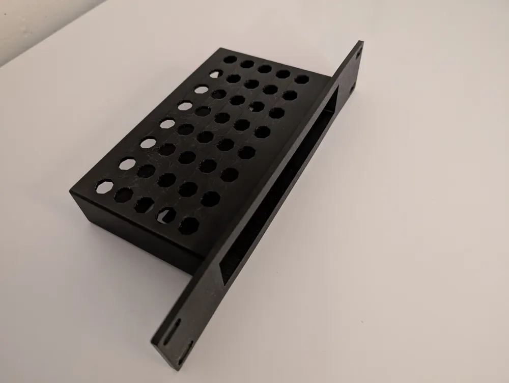 10-inch rack panel for TL-SG108E Remixed by Dvidoo MakerWorld: Download ...