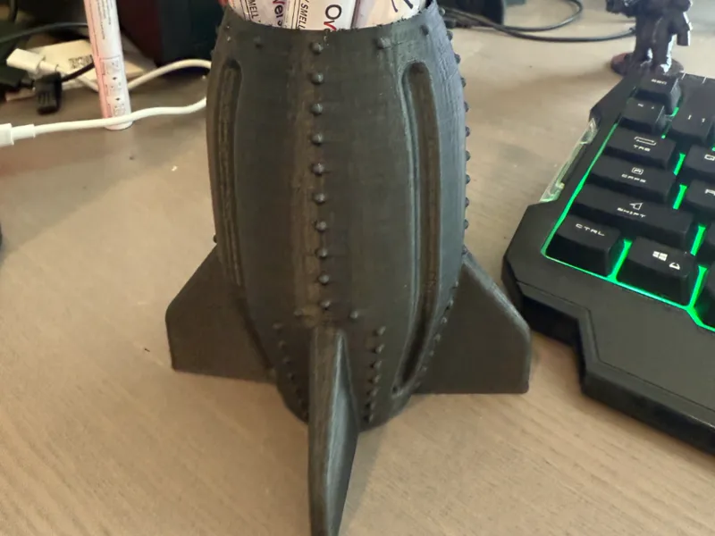 Bomb pen holder