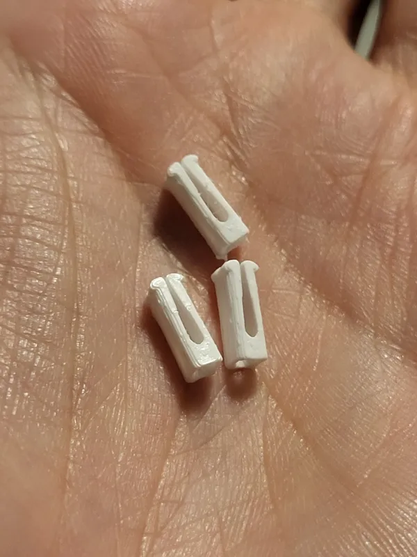 micro 3x20mm screw anchors