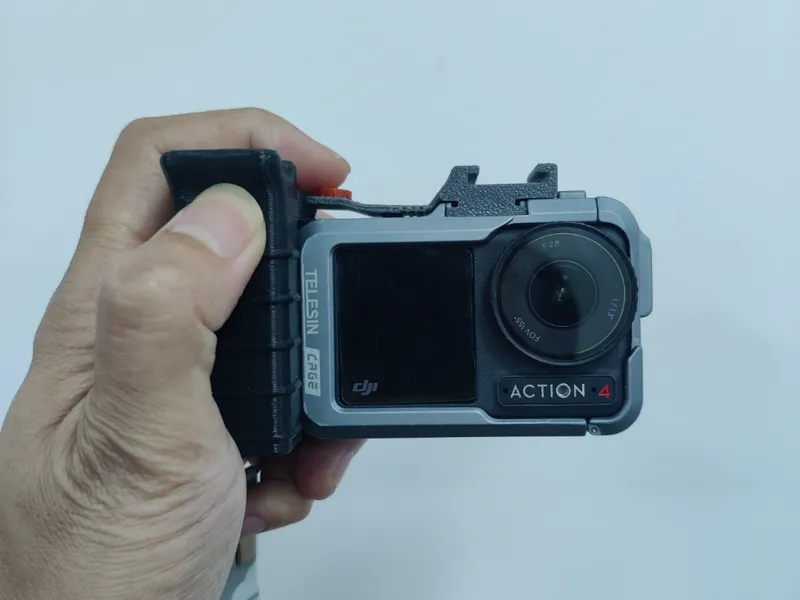 大疆DJI Action 4运动相机泰迅兔笼街拍手柄